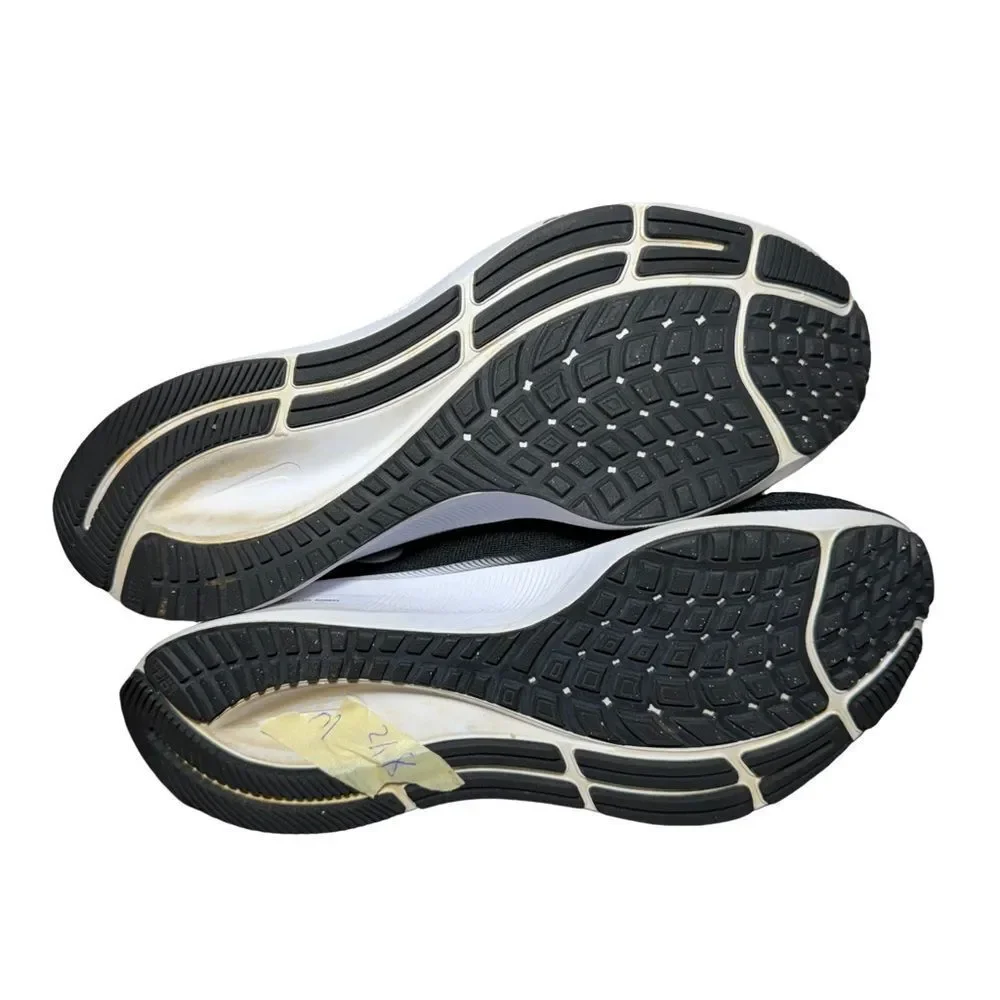 Nike Women’s Zoom Pegasus Black and White Athletic Shoes size 8.5